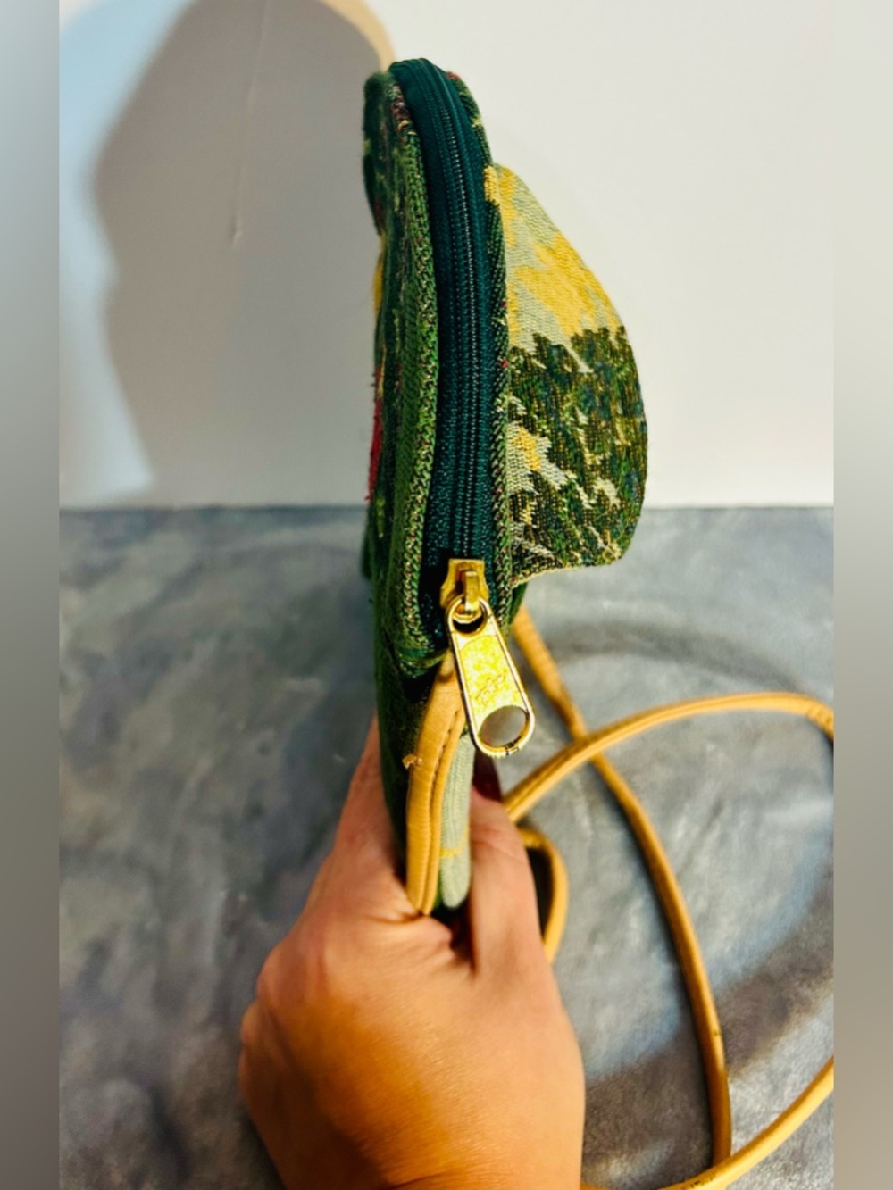 Vintage Tapestry Golf Scene Crossbody Bag Boho Mini Purse Novelty ⛳️ - Picture 6 of 13